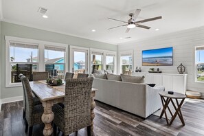 House, 4 Bedrooms | Dining - Saved By The Shell 4 Bedroom Home by RedAwning (Port Bolivar)