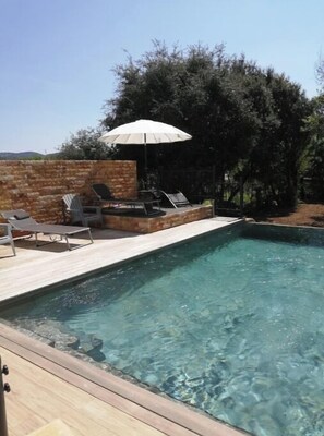 Outdoor pool - Un Petit Paradis (Causse-de-la-Selle)