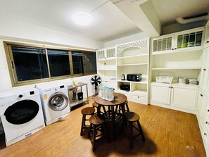 Basic Shared Dormitory | Private kitchen | Microwave, cookware/dishes/utensils, ice maker, kitchen islands - The Lab Sleep Hostel (Chiang Rai)