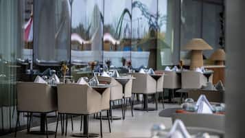 2 Restaurants, Frühstück