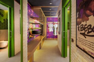 Minibar, in-room safe, laptop workspace, free WiFi