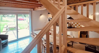 Gite with heated indoor pool on the Opal Coast