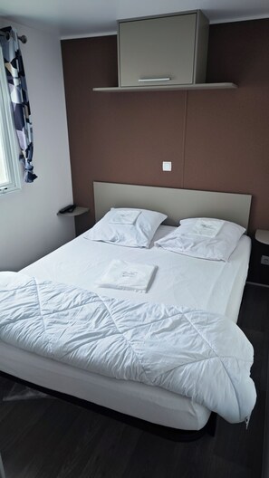 4 bedrooms - 4 Bedroom Mobile Home in Saint-Jean-de-Monts (Saint-Jean-de-Monts)