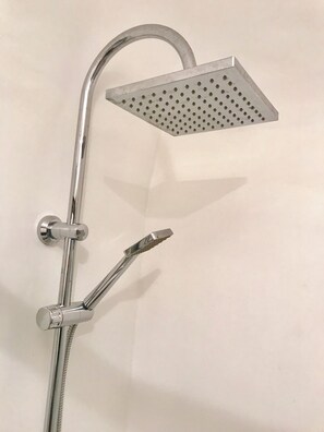Hand-held showerhead - 1 Bedroom Apartment in Bari (Bari)