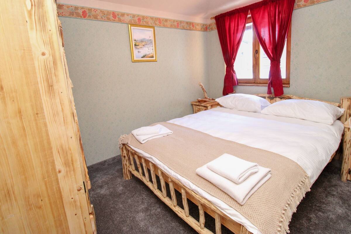 Apartamento (One Bedroom Holiday Home (Miljacka)) | 14 dormitorios, cunas (de pago), wifi gratis