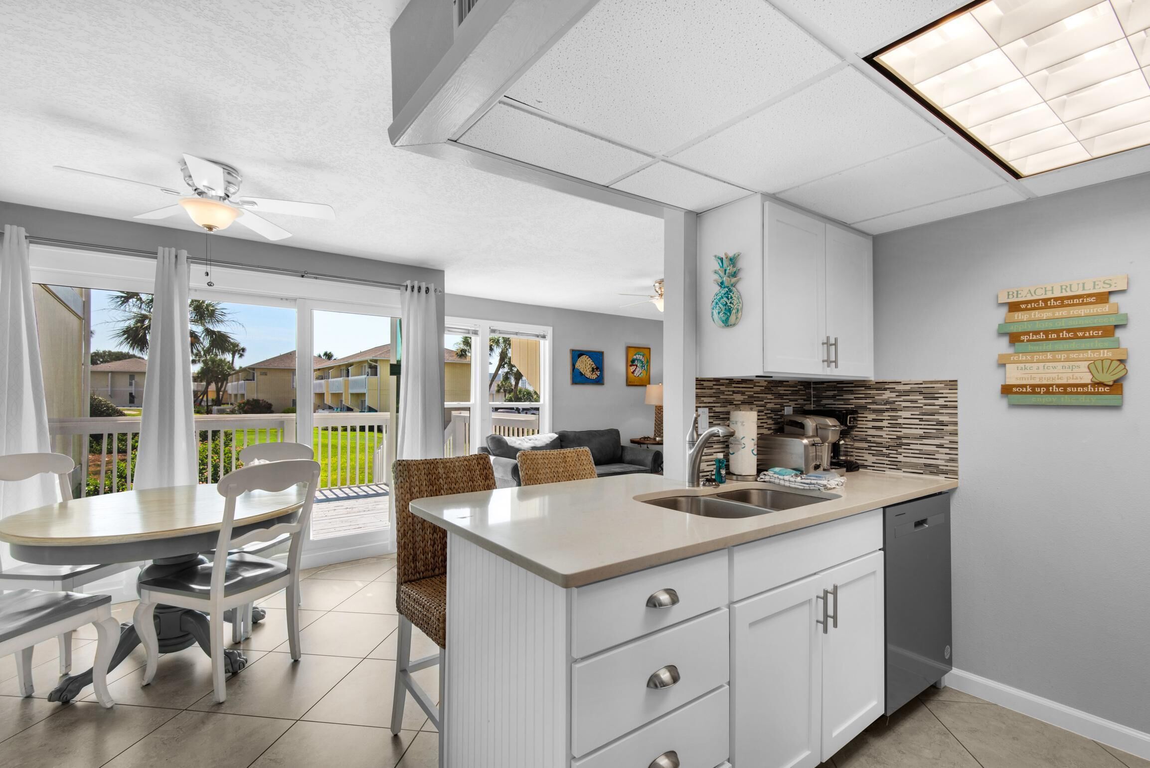 Condo, 1 King Bed with Sofa bed (Sandpiper Cove 1016) | Interior