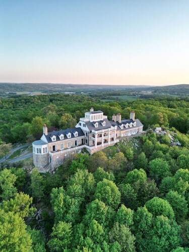 Roundtop Mansion Breathtaking View indoor Pool