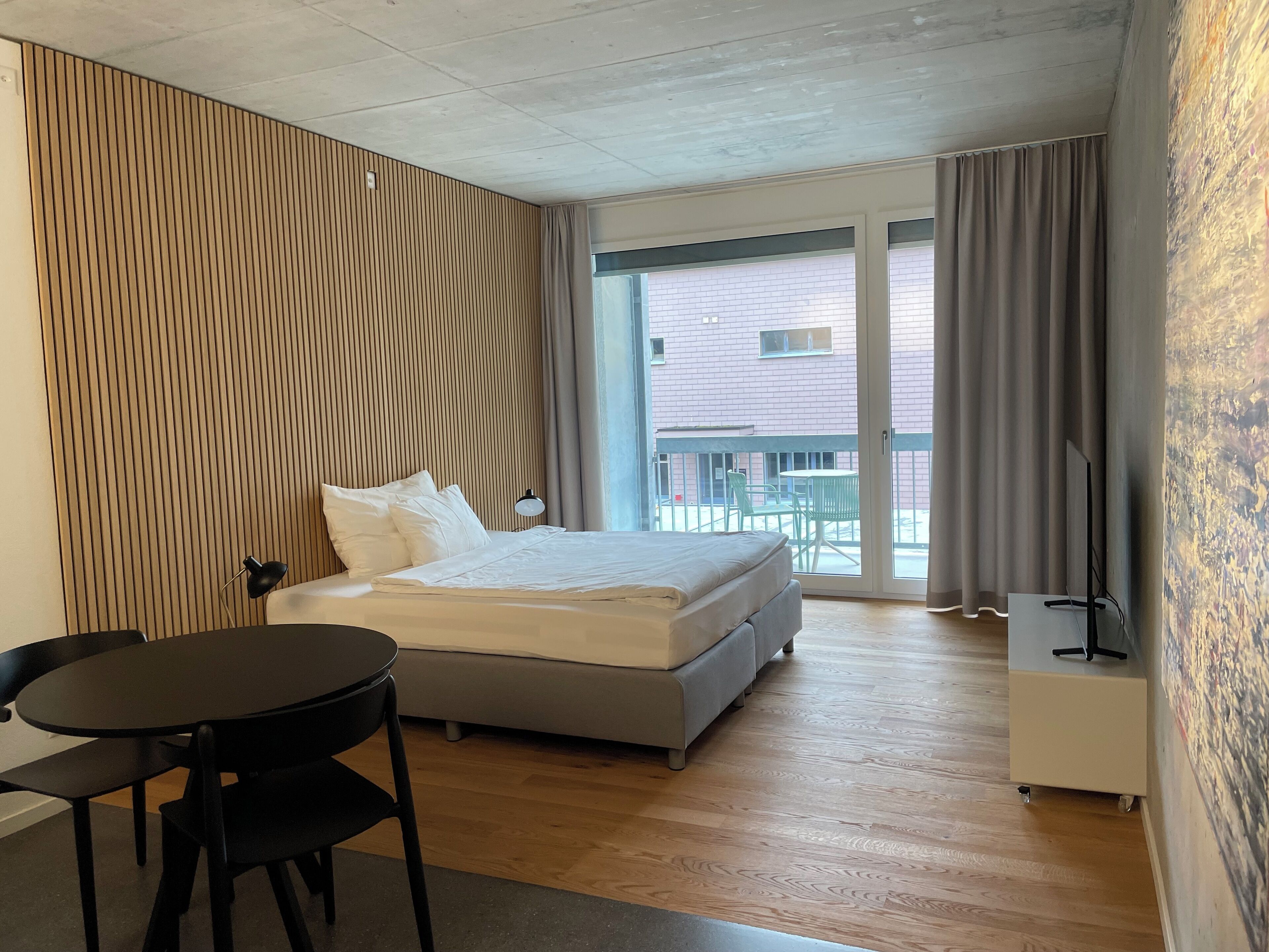 Apartment Medium barrierfree with Balcony | 低過敏寢具、獨特裝潢、布置獨特、隔音