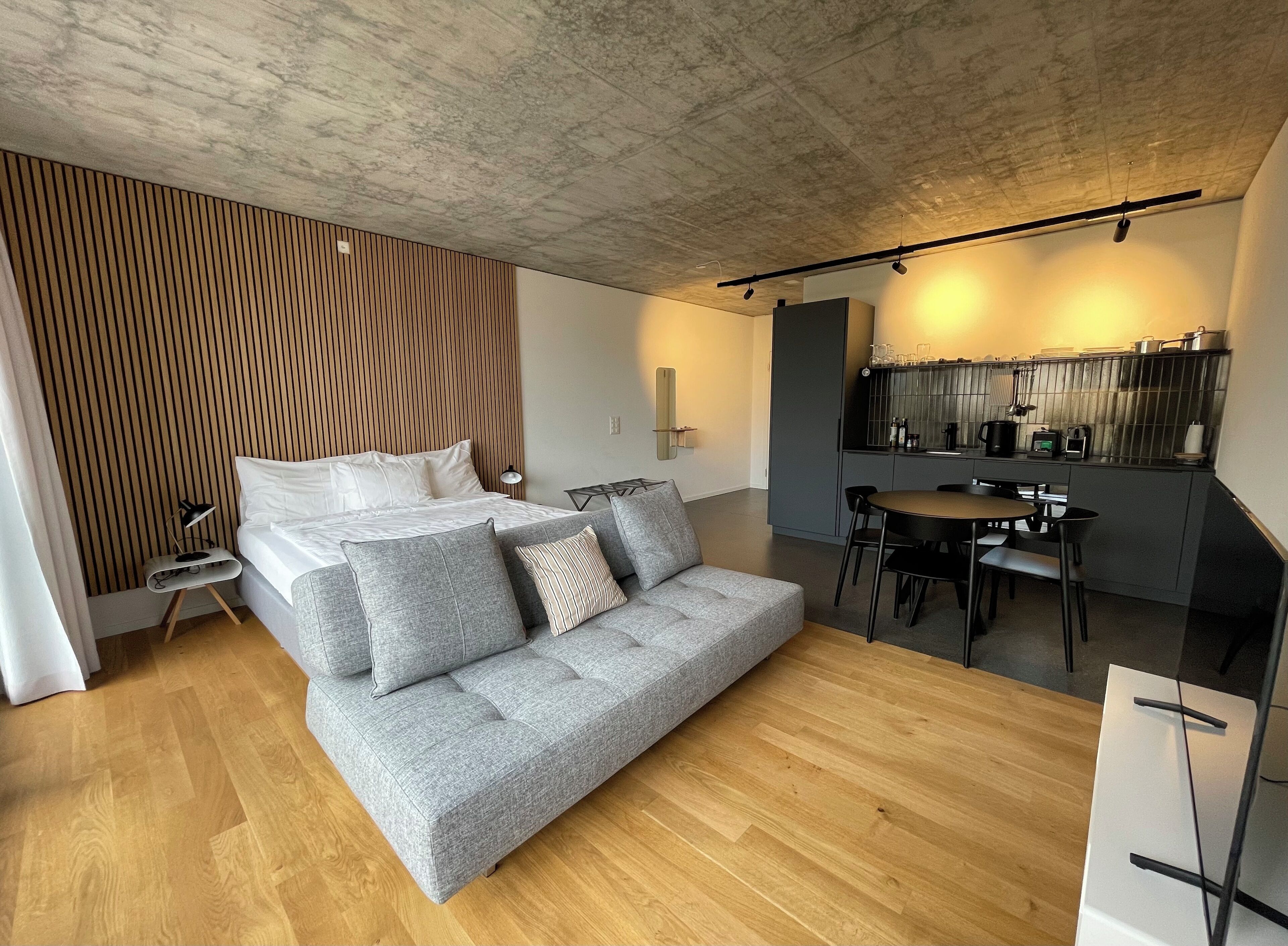 Apartment Medium without Balcony | 低過敏寢具、獨特裝潢、布置獨特、隔音