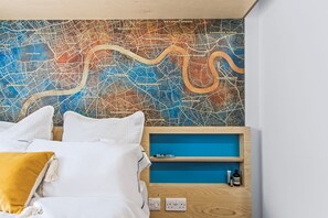 Habitación doble superior | Tabla de planchar con plancha, wifi gratis y ropa de cama