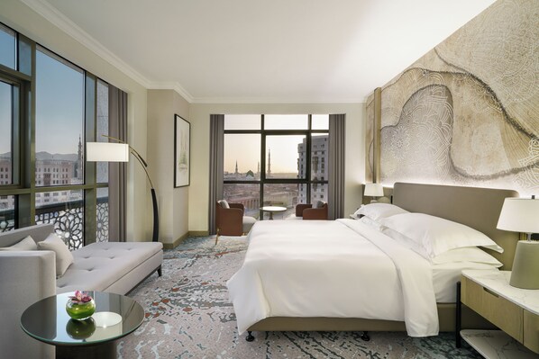 Shower, eco-friendly toiletries, hair dryer, bathrobes - Rotana Al Manakha Madinah (Madinah)