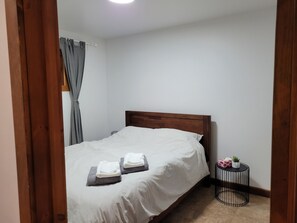 3 bedrooms, desk, travel cot, free WiFi - Riverside Modern Rustic 3 bds Chalet in Tremblant (Lac-Supérieur)