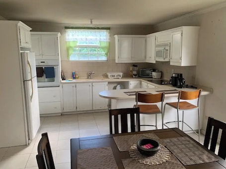 Private kitchen. Cozy 1 Bedroom Townhome in Welches