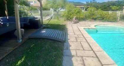 Gßte 4/5p, 2 ch, jardin privatif, piscine partagée