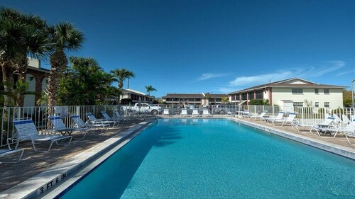 Relax with the whole family at this peaceful place to stay.