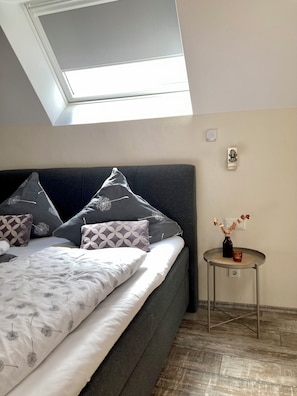 1 bedroom, bed sheets - Ferienhaus Ambiente in Reil an der Mosel - Ferienwohnung Goldlay (Reil)