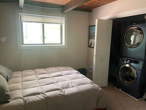 3 多间卧室、熨斗/熨衣板、免费 WiFi、床单