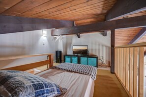 Strykejern/-brett, wi-fi (inkludert) og sengetøy