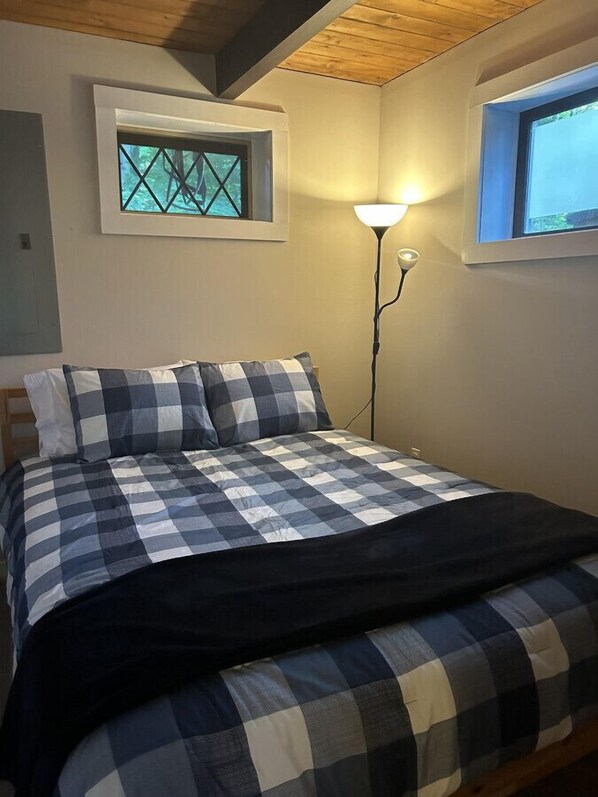 3 dormitorios, tabla de planchar con plancha, wifi gratis y ropa de cama