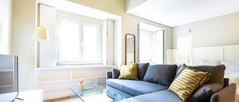 Apartment (0 Bedroom) | Interior