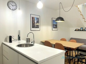 Apartment (2 Bedrooms) | Interior - Bucks4 Fantastic 1BD + 1 Triplex Next to Ribeira (Porto)