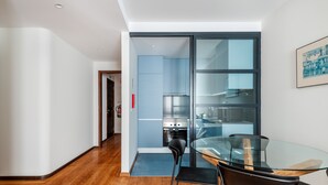Apartment (1 Bedroom) | Interior - Rivol6 · Amazing Flat Next to Rivoli (Porto)
