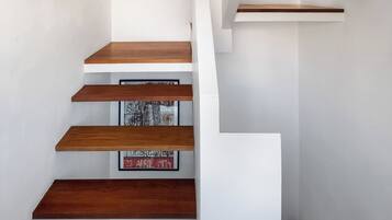 Apartment (0 Bedroom) | Interior
