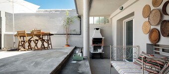 Aguda1 · Aguda's Family House 4bd, Parking, BBQ