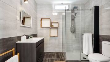 Nhà (4 Bedrooms) | Nội thất