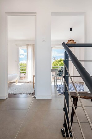 Talo (4 Bedrooms) | Sisätilat
