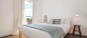 Aguda1 · Aguda's Family House 4bd, Parking, BBQ