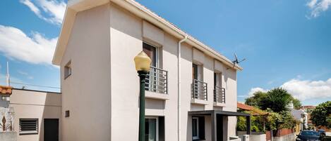 Hus (4 Bedrooms) | Boendets fasad