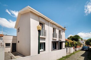 Talo (4 Bedrooms) | Majoituspaikan julkisivu