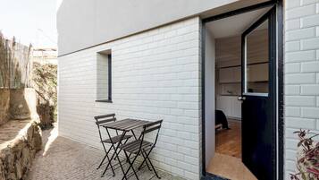 Apartment (0 Bedroom) | Interior