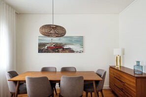Apartment (2 Bedrooms) | Interior - Acm031 Gallery 92 2BD Duplex +balcony (Porto)