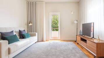 Apartment (1 Bedroom) | Interior