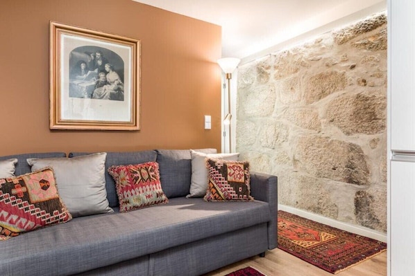 Apartment (1 Bedroom) | Interior