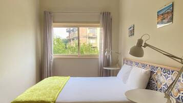 Apartment (3 Bedrooms) | Front of property