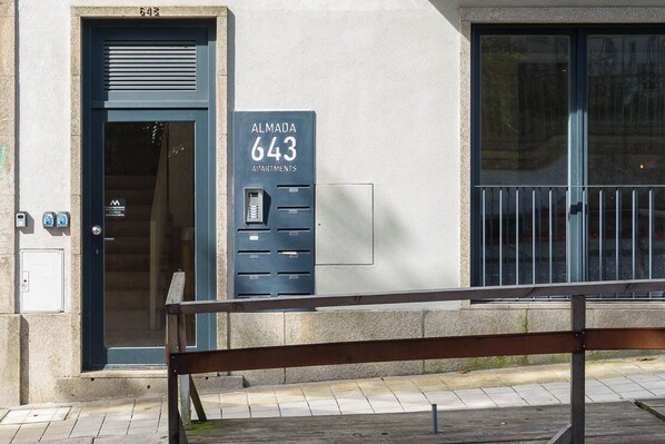 Apartment (1 Bedroom) | Exterior
