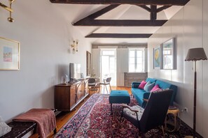 Apartment (0 Bedroom) | Front of property - Mrtir2 · Stylish Loft in the City Centre (Porto)