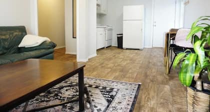 2 Bedroom Extended Stay Near Downtown