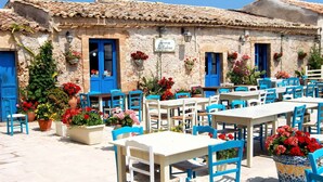 Unclassified image, 4 of 30, button - Casa vacanza tra terra e mare... (Avola)