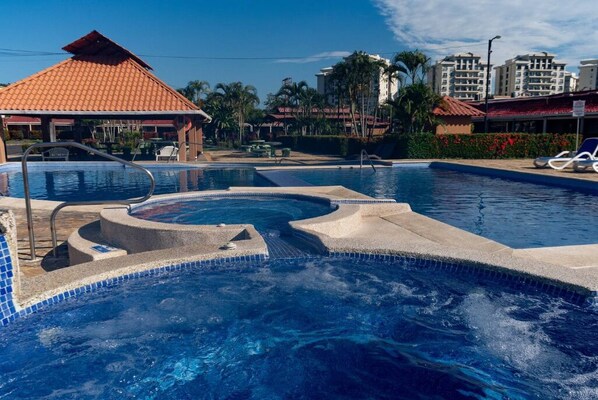 Piscina externa