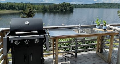 House at the lake, 3 Bedrooms, WIFI, nature