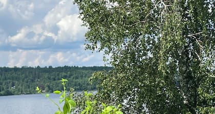 House at the lake, 3 Bedrooms, WIFI, nature