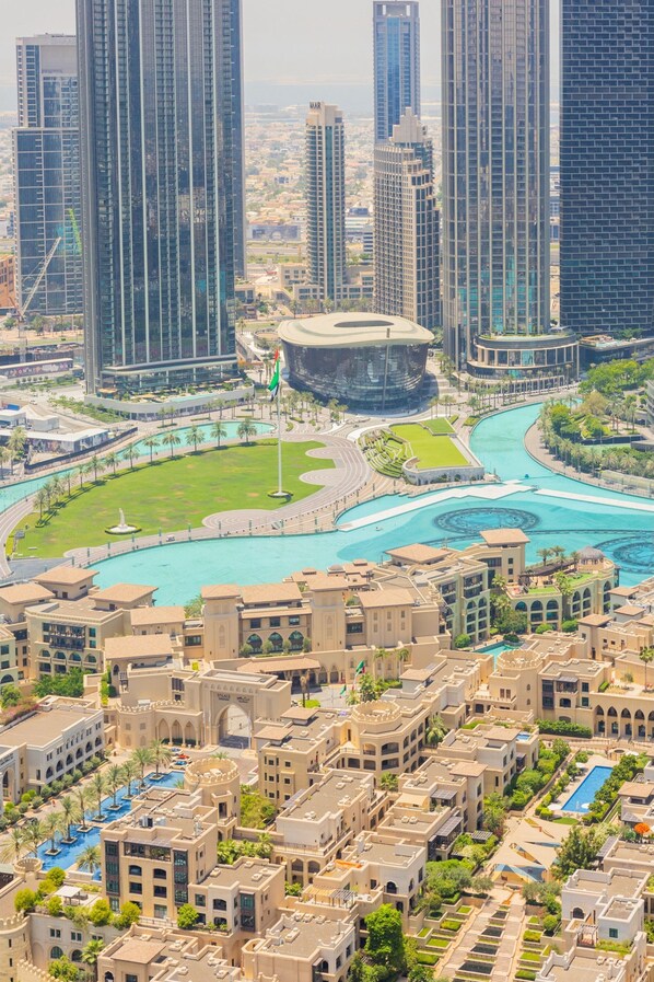 2 bedrooms - DXB - Burj Royale- 4401 - DT (Dubai)