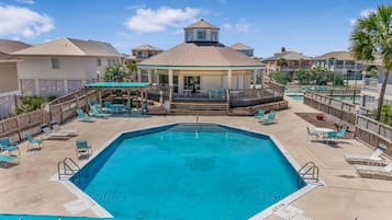 House, Multiple Beds (Harbor Light) | Pool