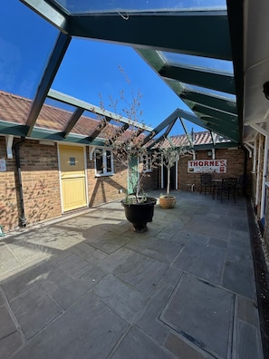 Exterior - The Prince of Wales (Chelmsford)