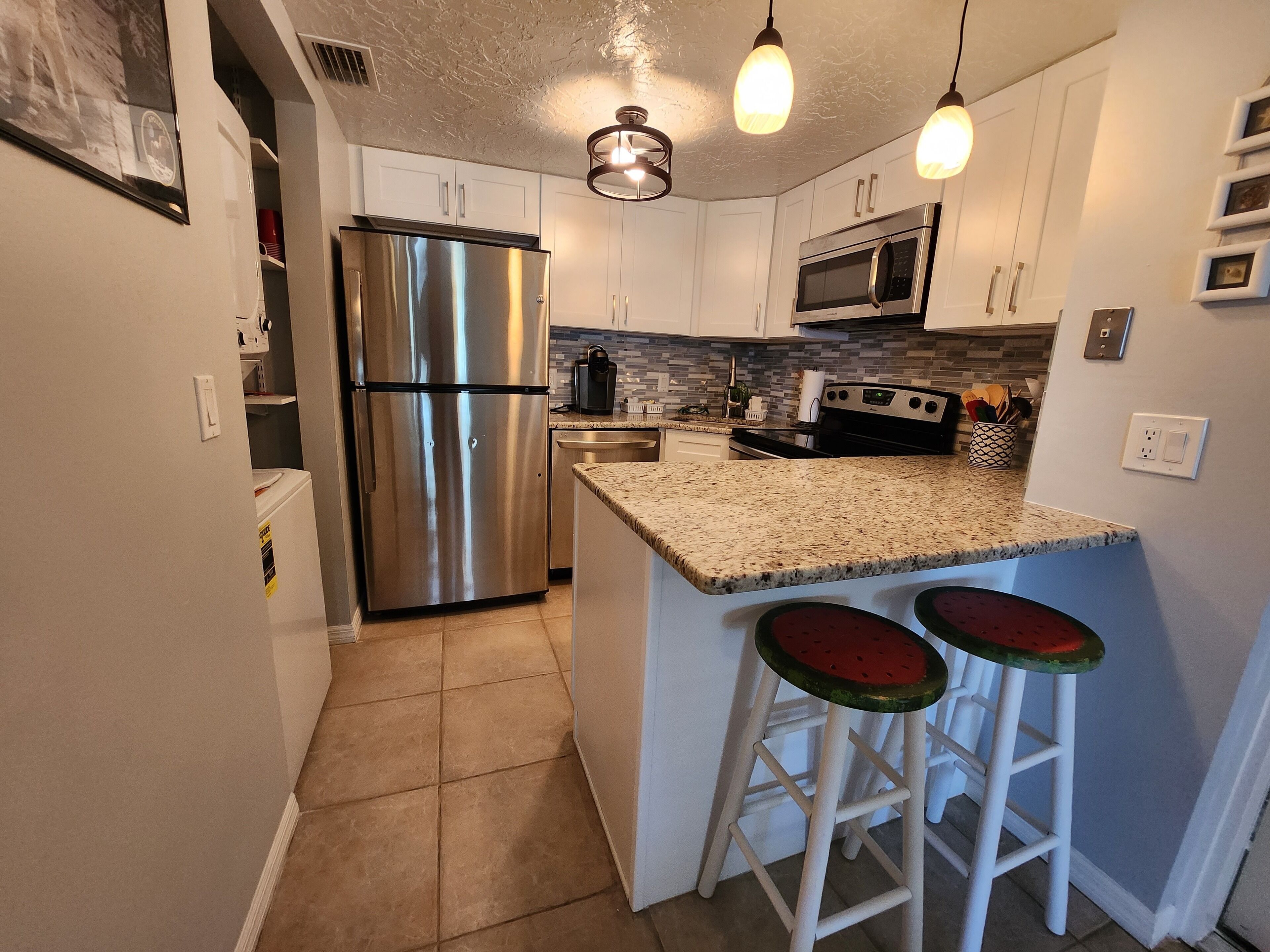 Cozy Condo in Oceanfront Complex - Sleeps 4 Guests
