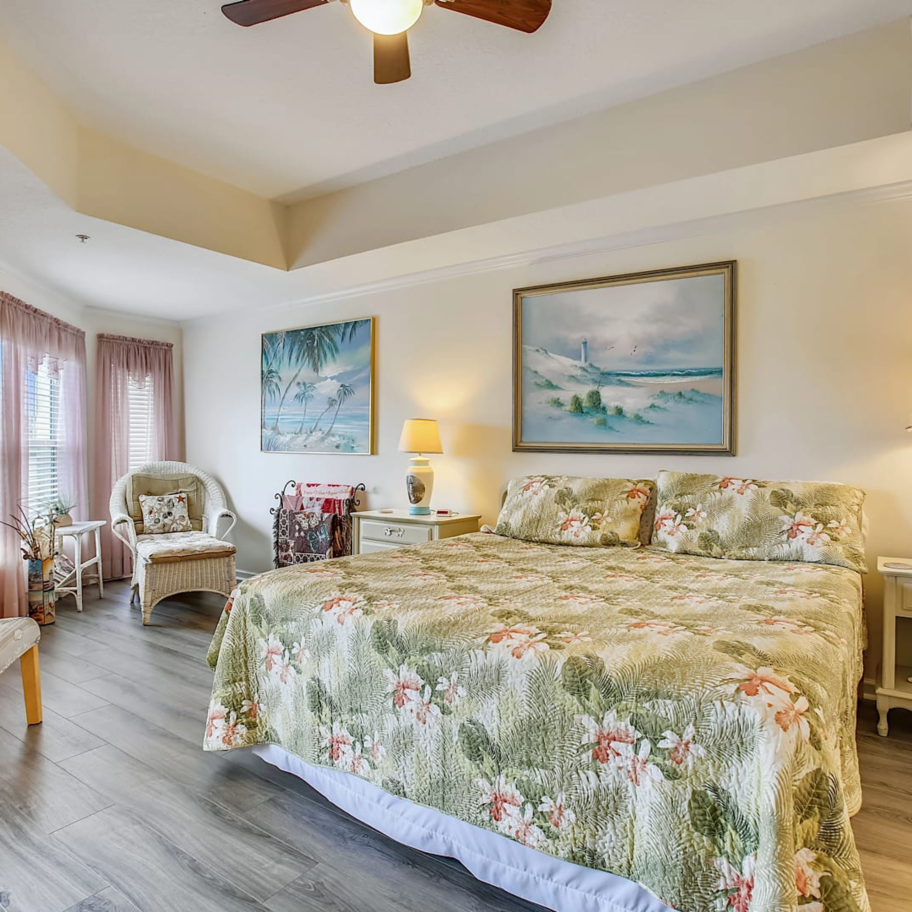 公寓 | 2 間臥室、網路服務